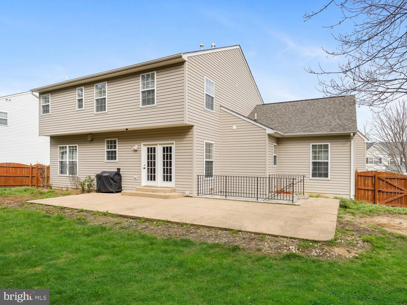 37 Woodleigh LANE