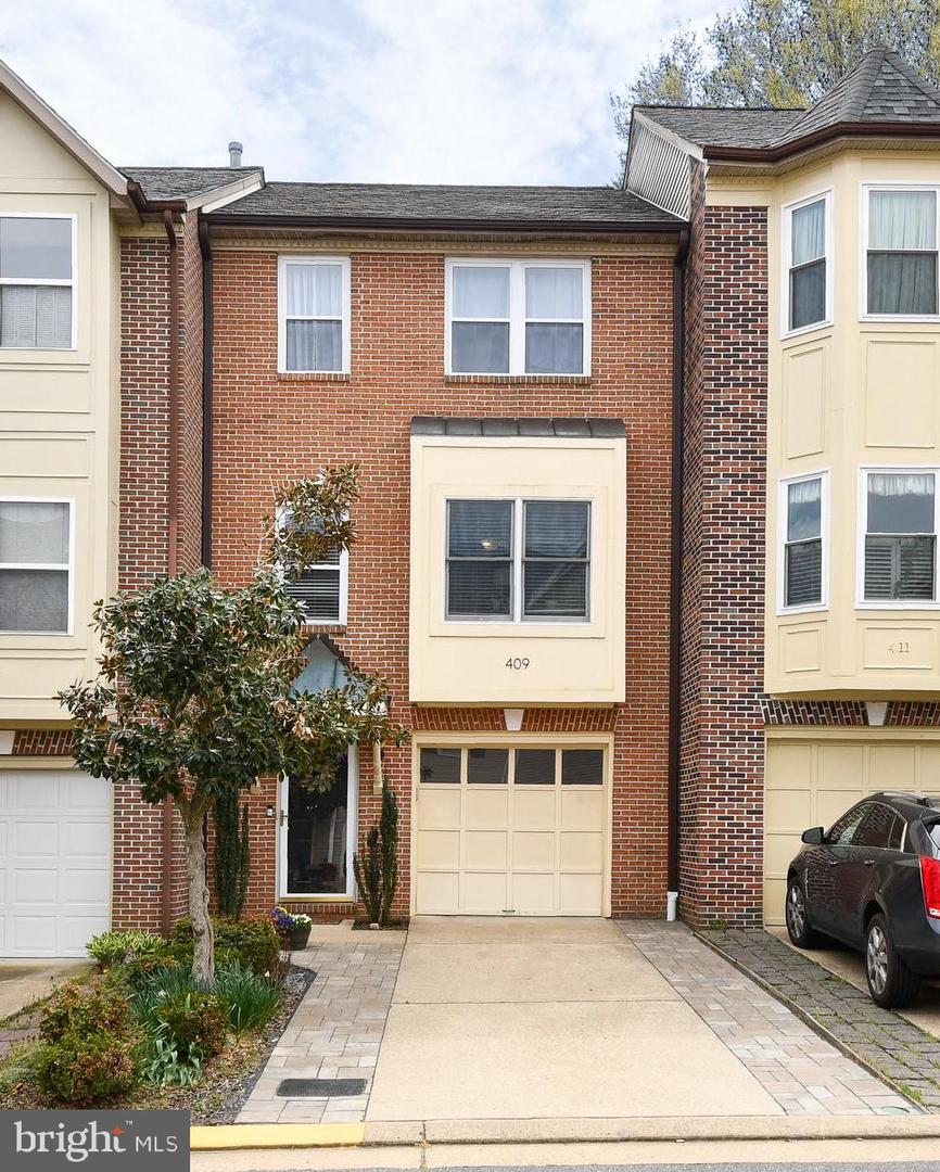 409 Shaw COURT