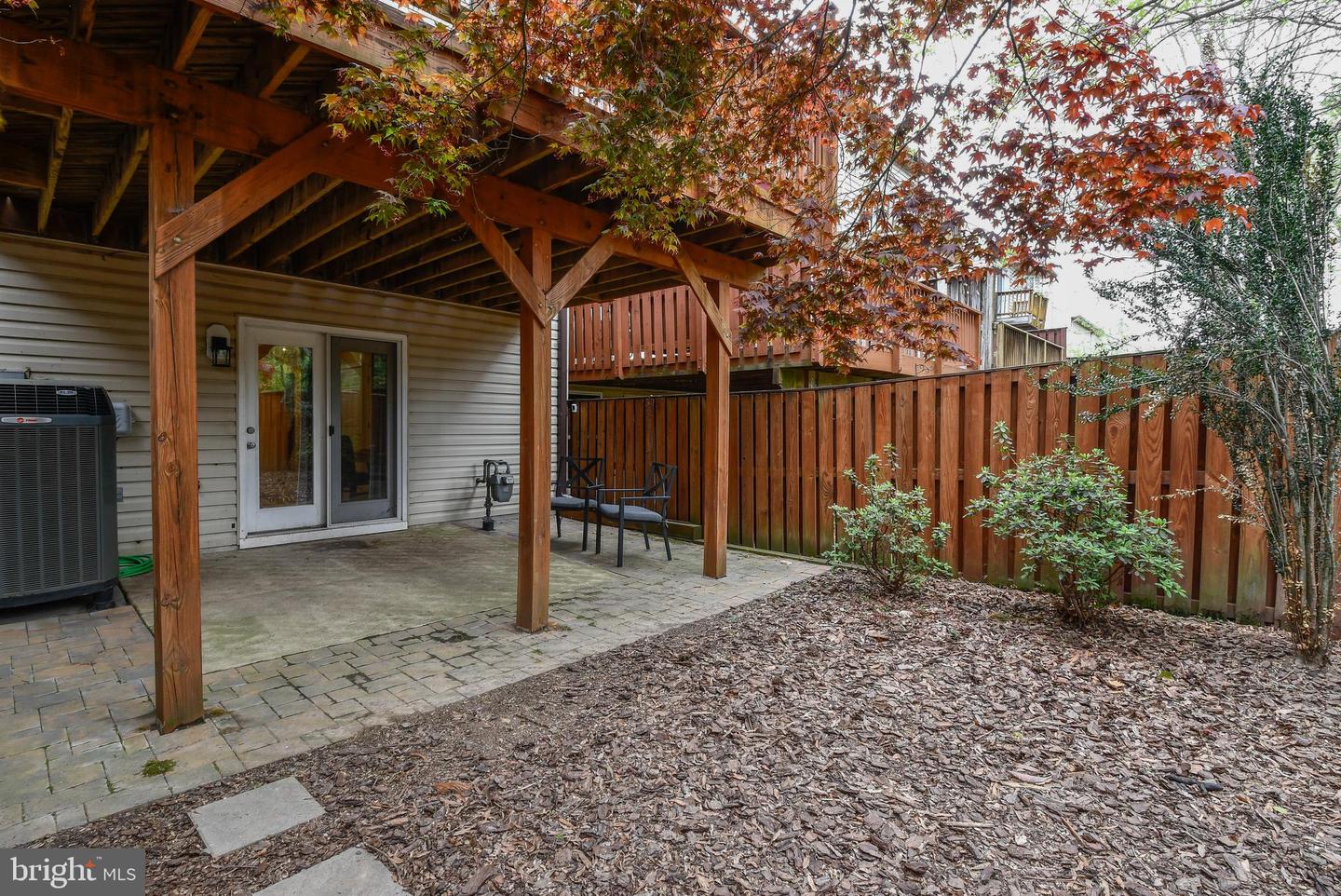409 Shaw COURT