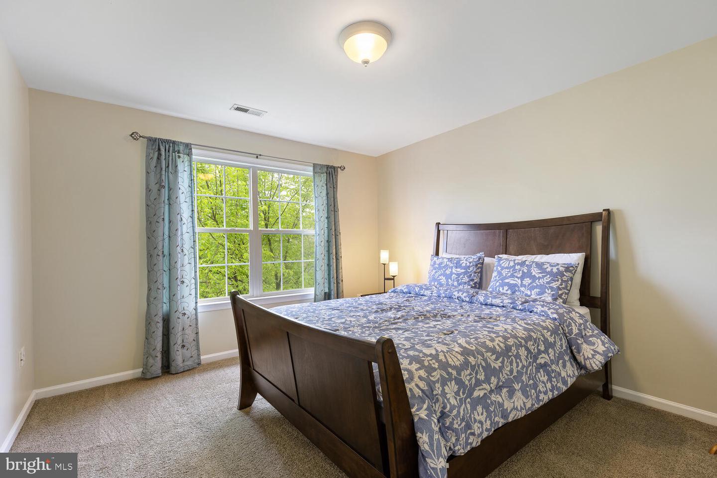 8 Saint Richards COURT