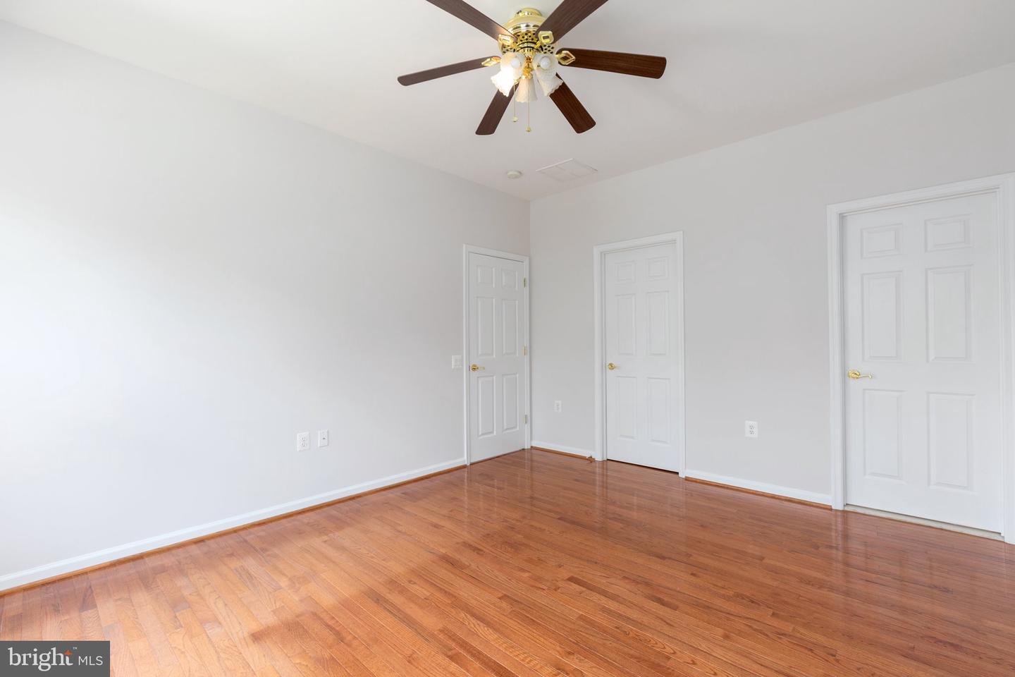 234 Bridgewater CIRCLE