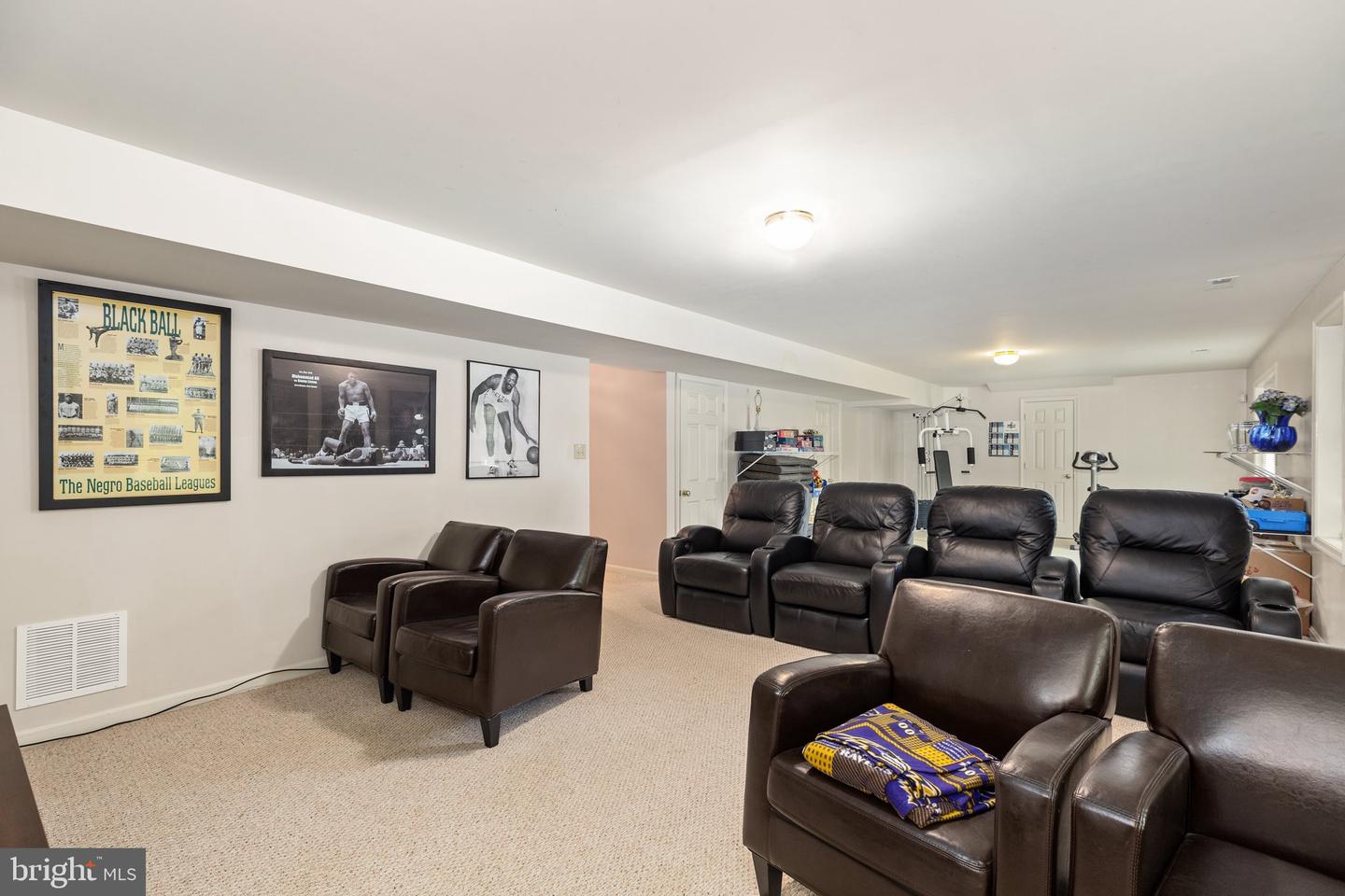 38 Lynchester DRIVE