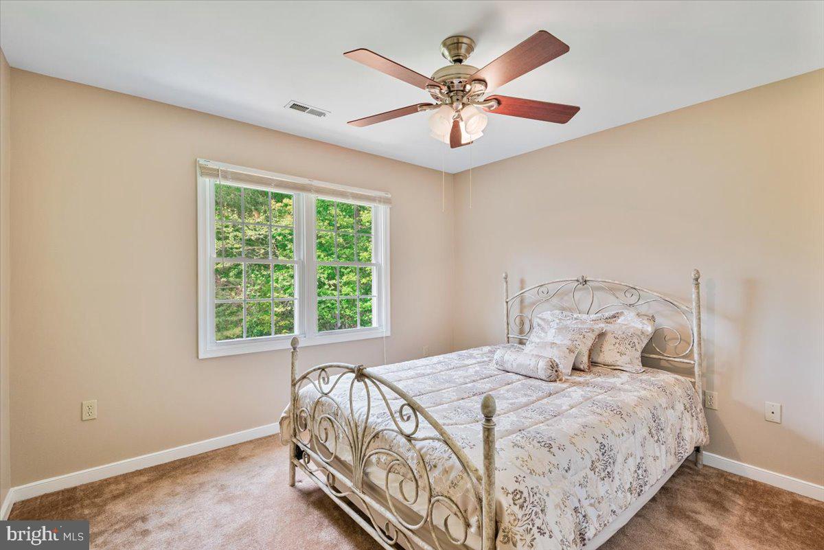 7 Tyll COURT