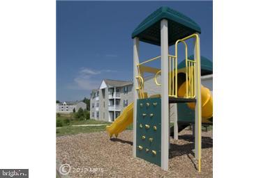61 Fern Oak CIRCLE Unit: 301