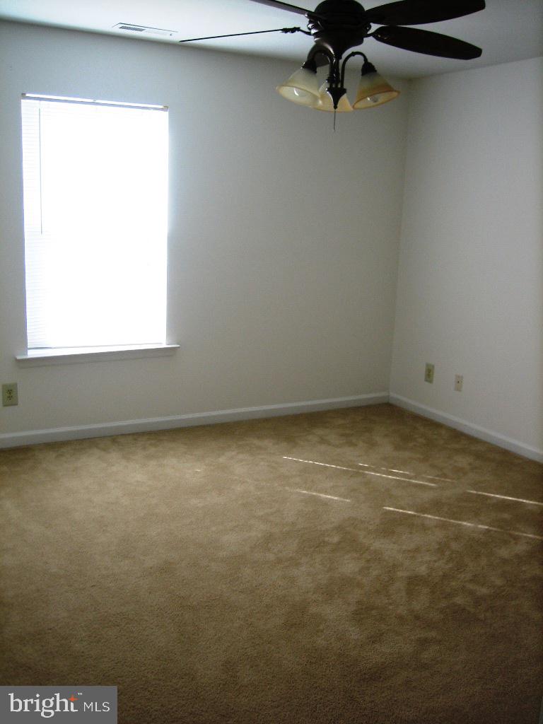 61 Fern Oak CIRCLE Unit: 301