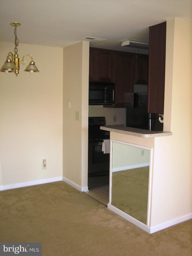 61 Fern Oak CIRCLE Unit: 301