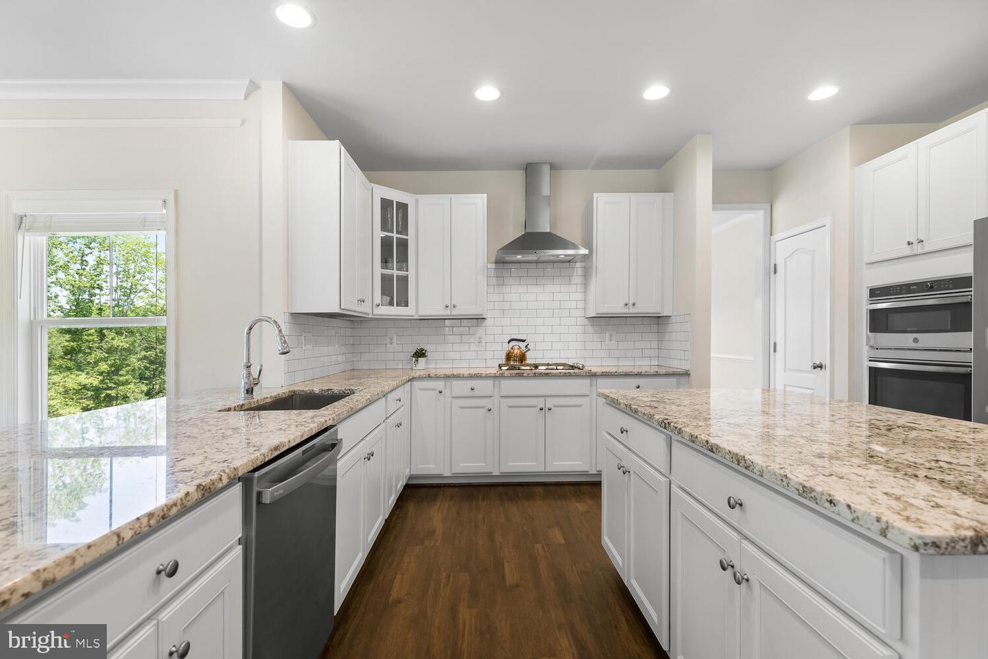 120 Black Hawk DRIVE