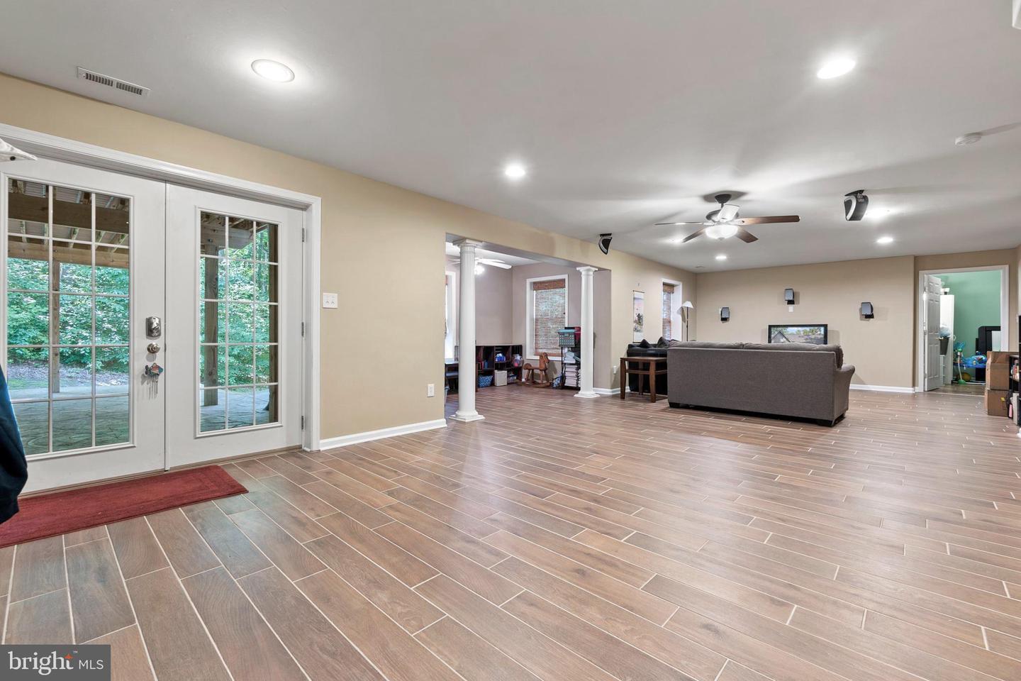 79 Brookesmill LANE