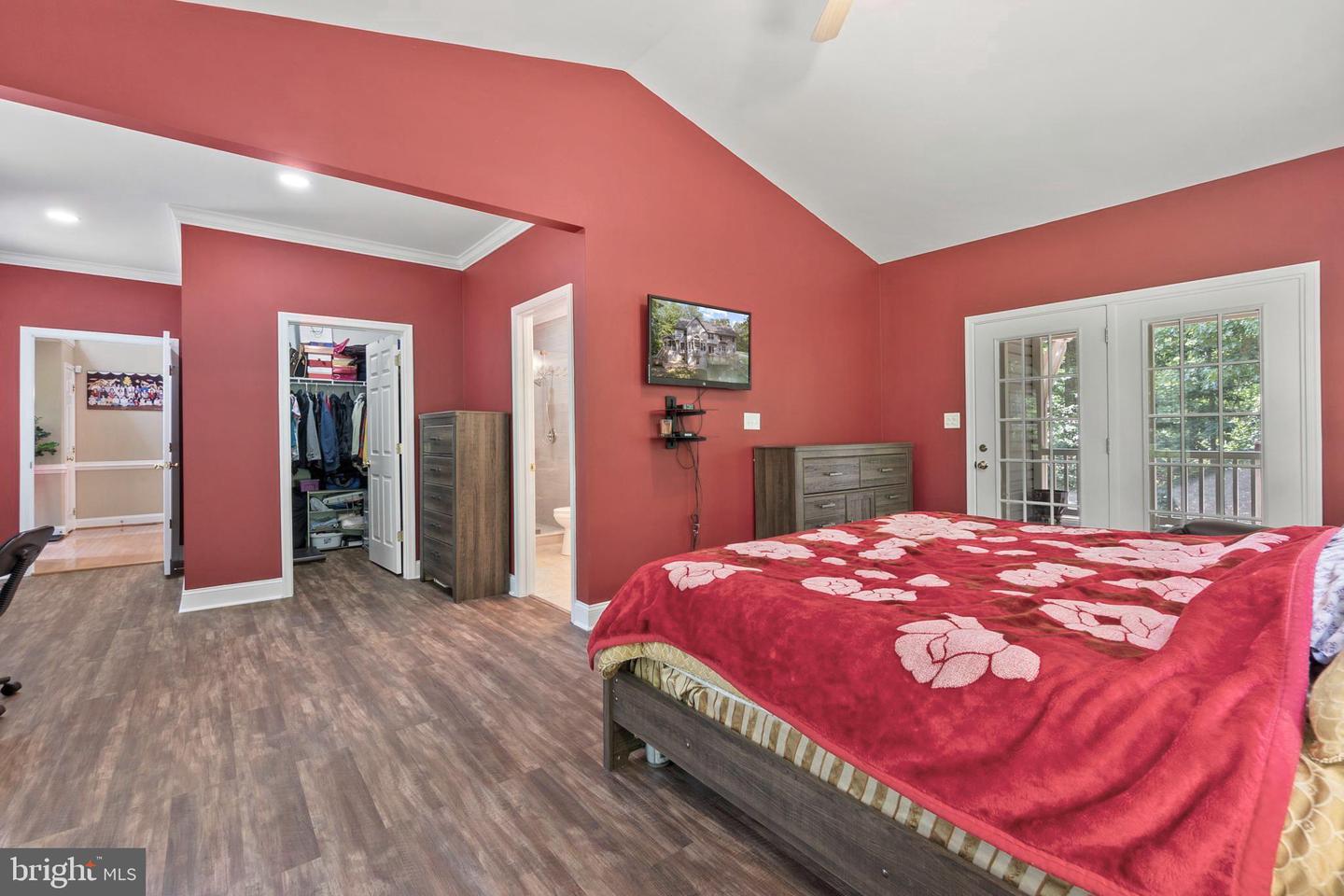 79 Brookesmill LANE