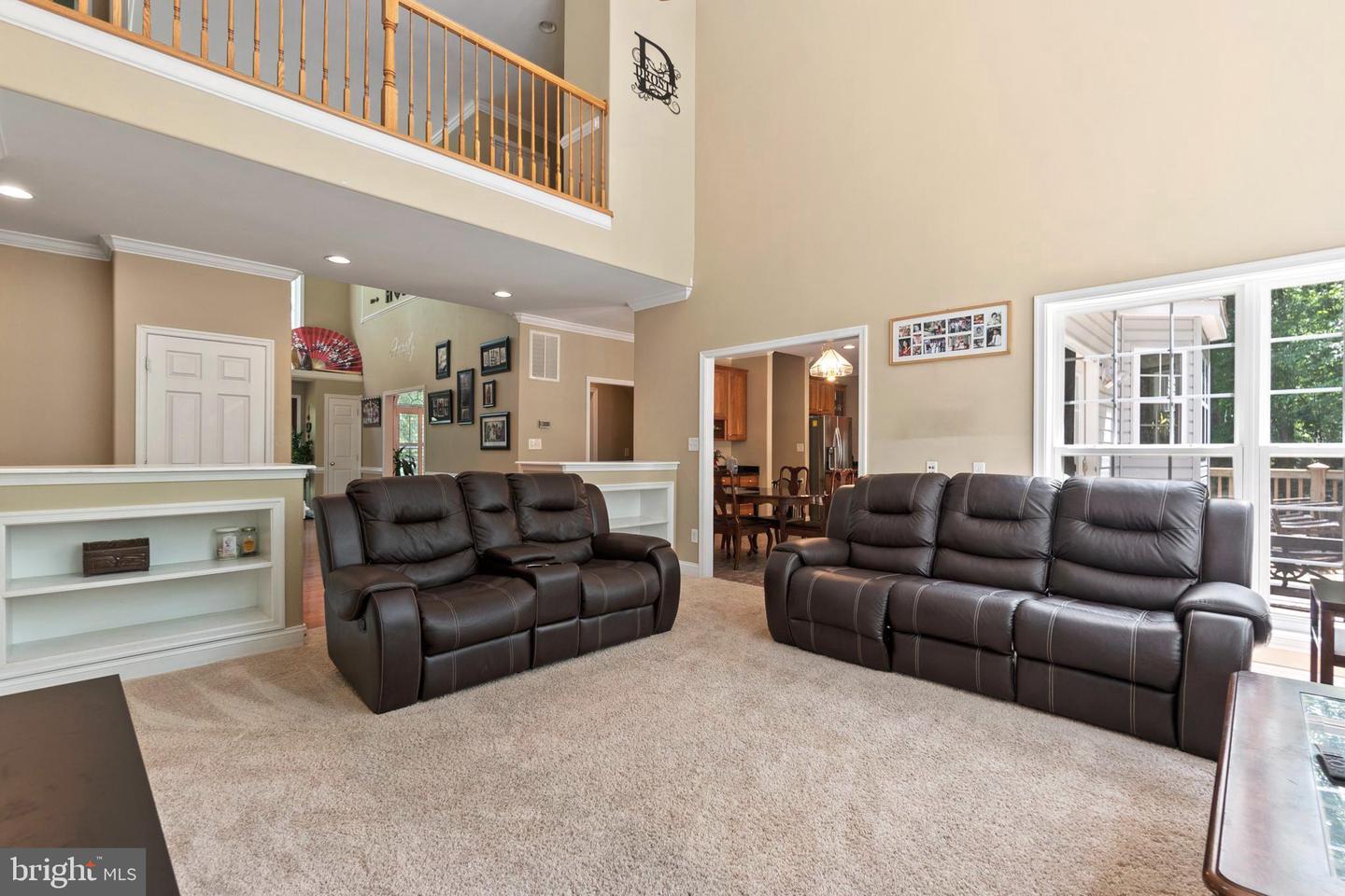 79 Brookesmill LANE