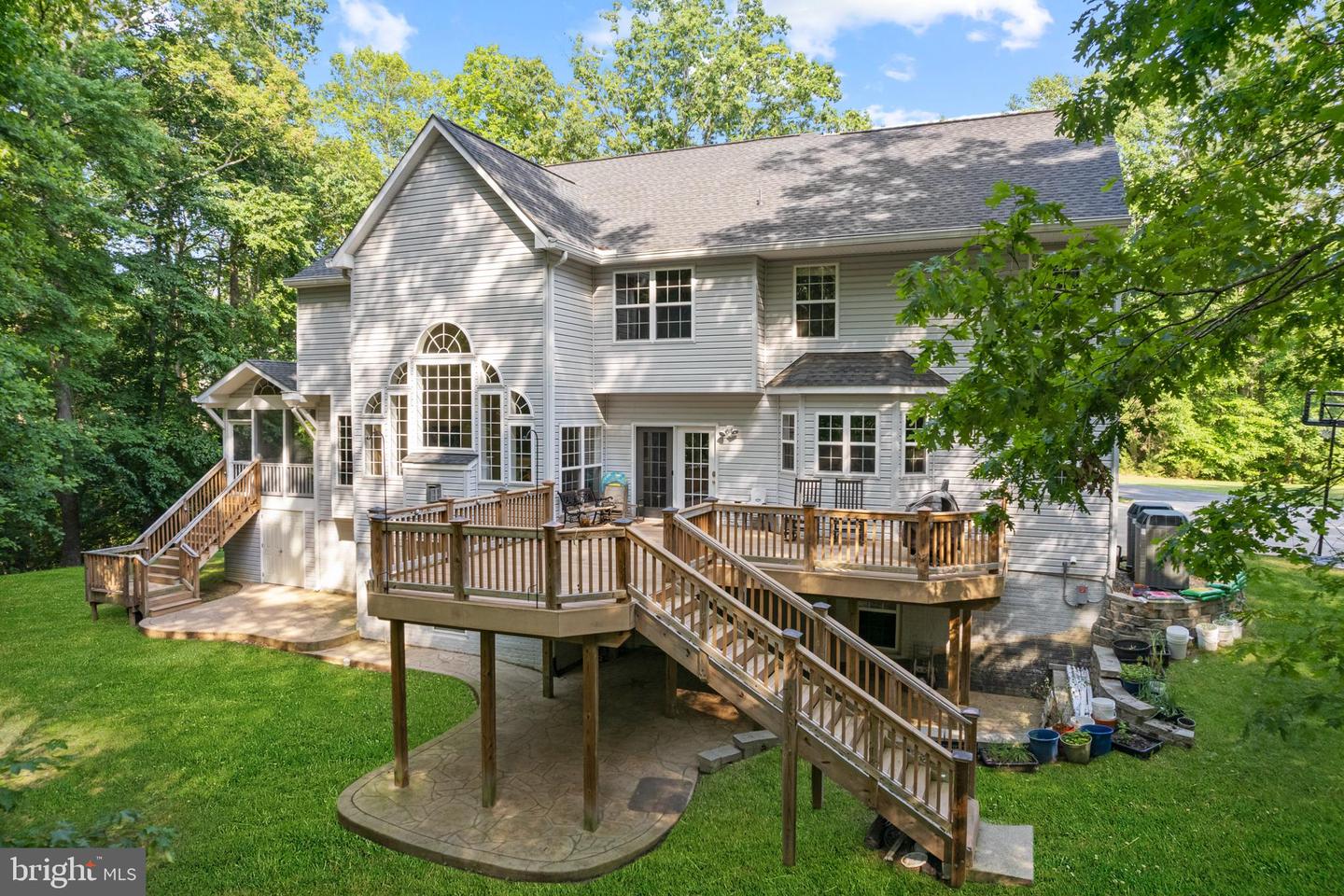 79 Brookesmill LANE
