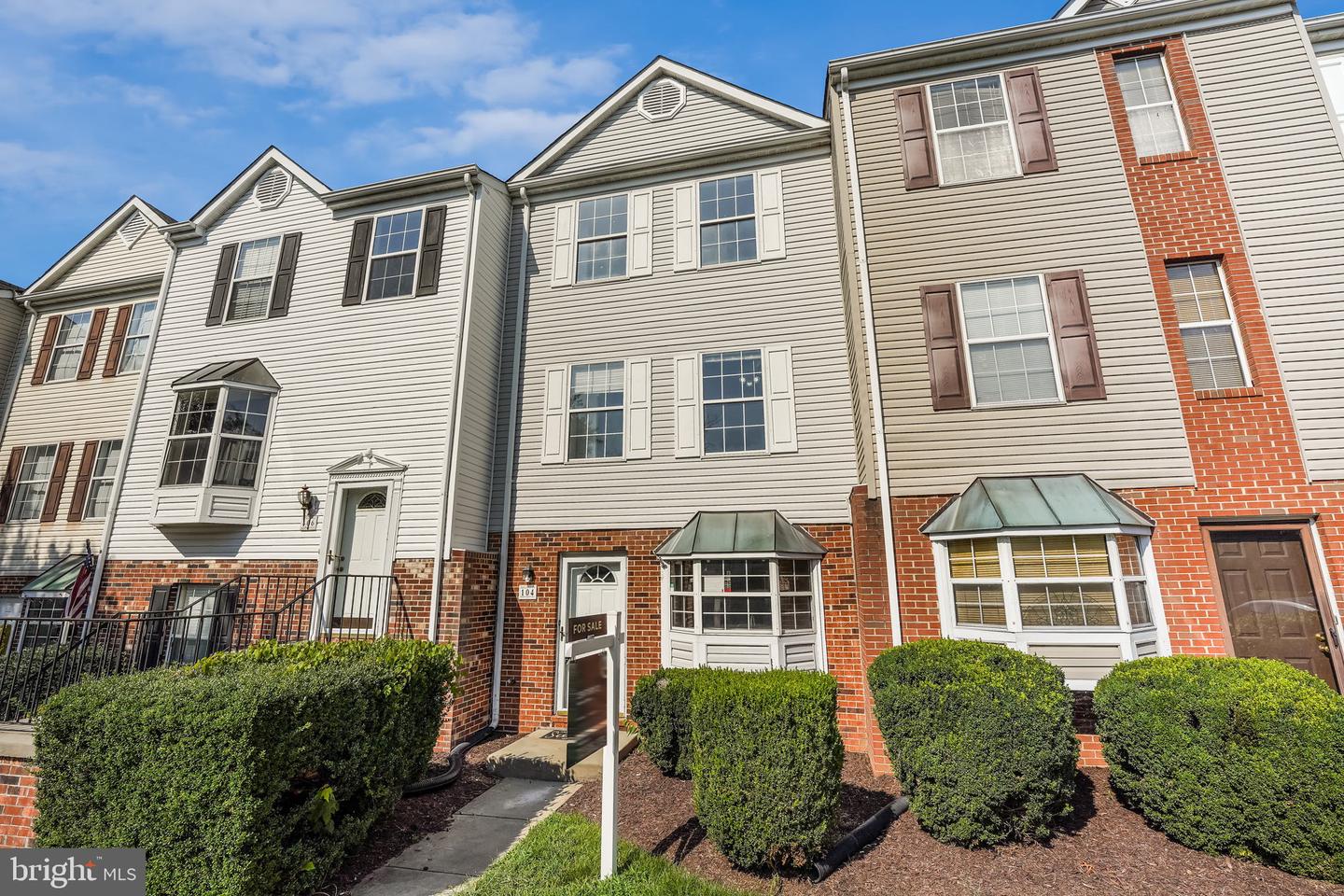 104 Westminster LANE Unit: 32