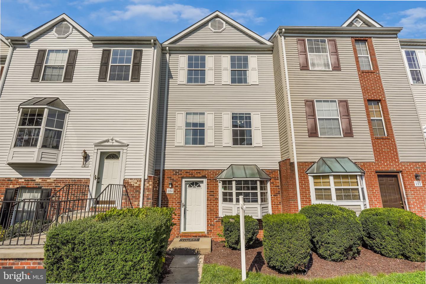104 Westminster LANE Unit: 32