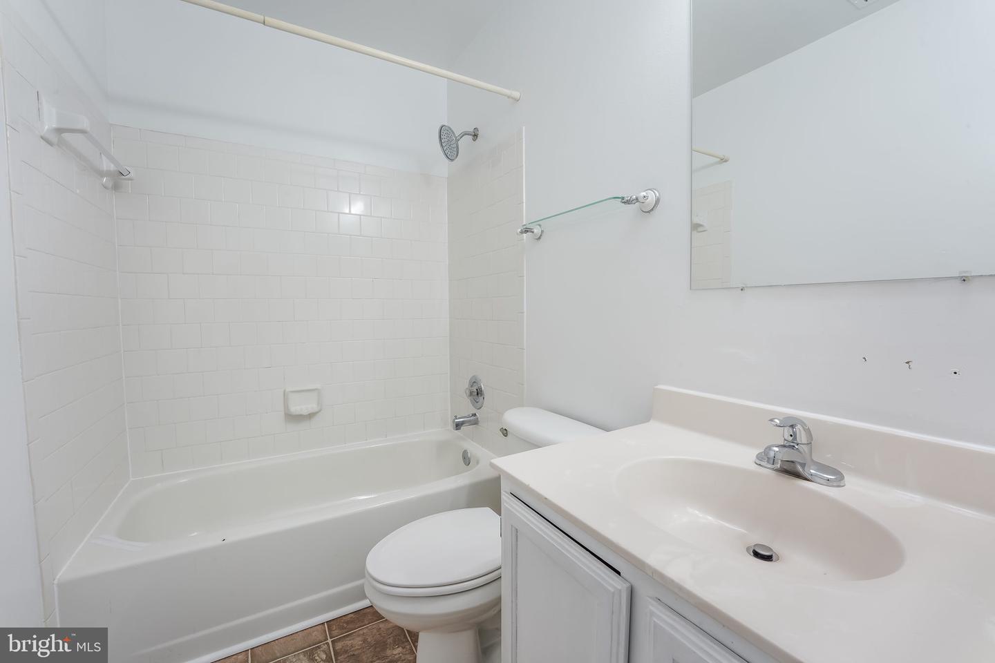 104 Westminster LANE Unit: 32