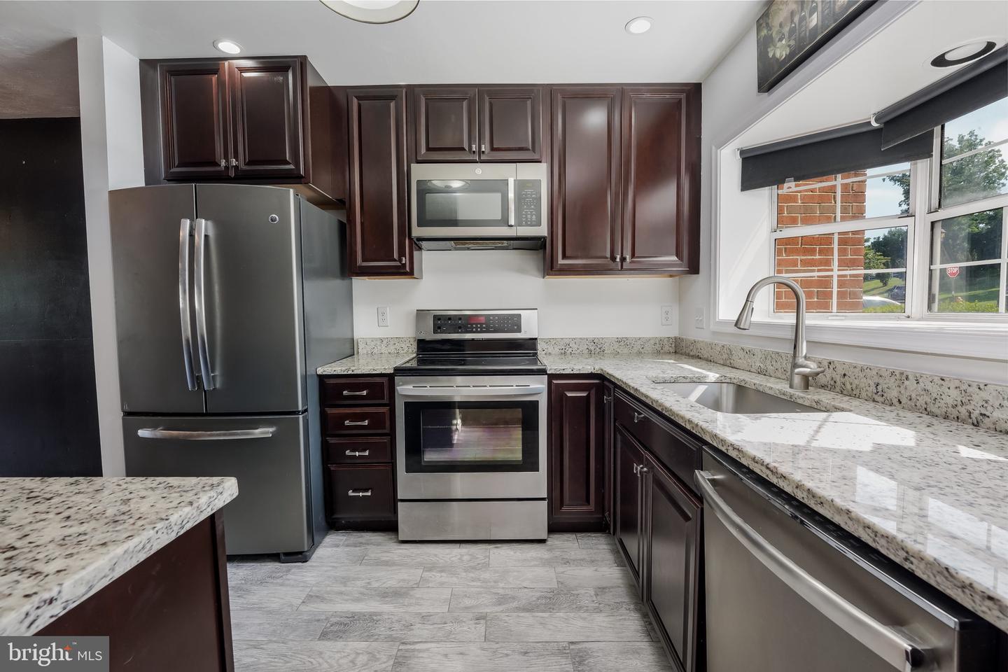 104 Westminster LANE Unit: 32