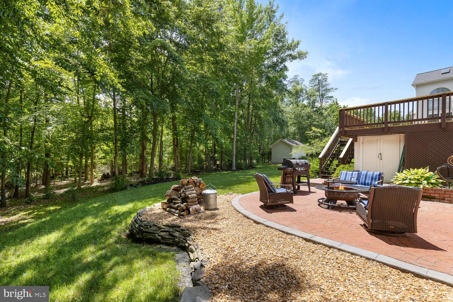 45 Lightfoot DRIVE