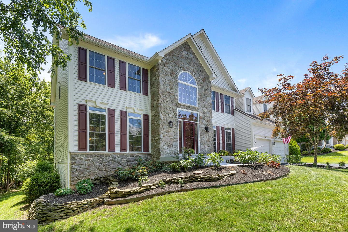 45 Lightfoot DRIVE