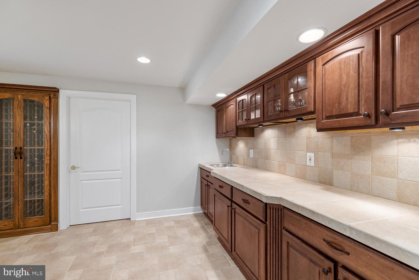 45 Lightfoot DRIVE