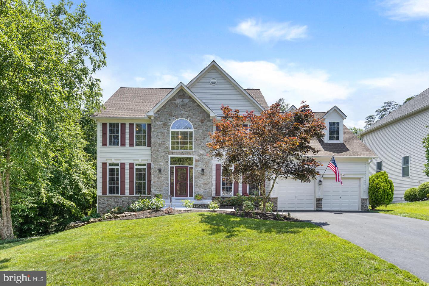 45 Lightfoot DRIVE