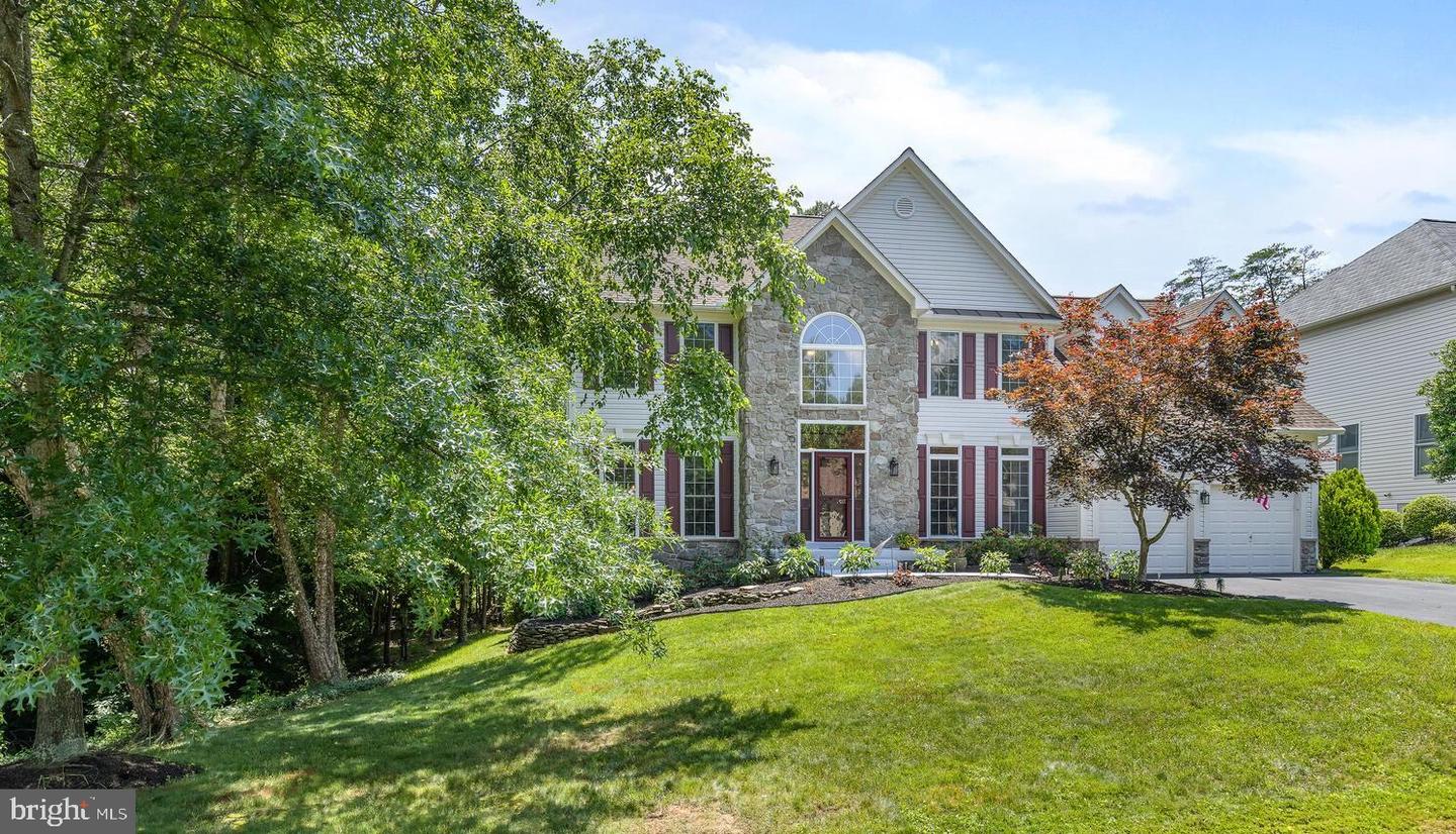 45 Lightfoot DRIVE