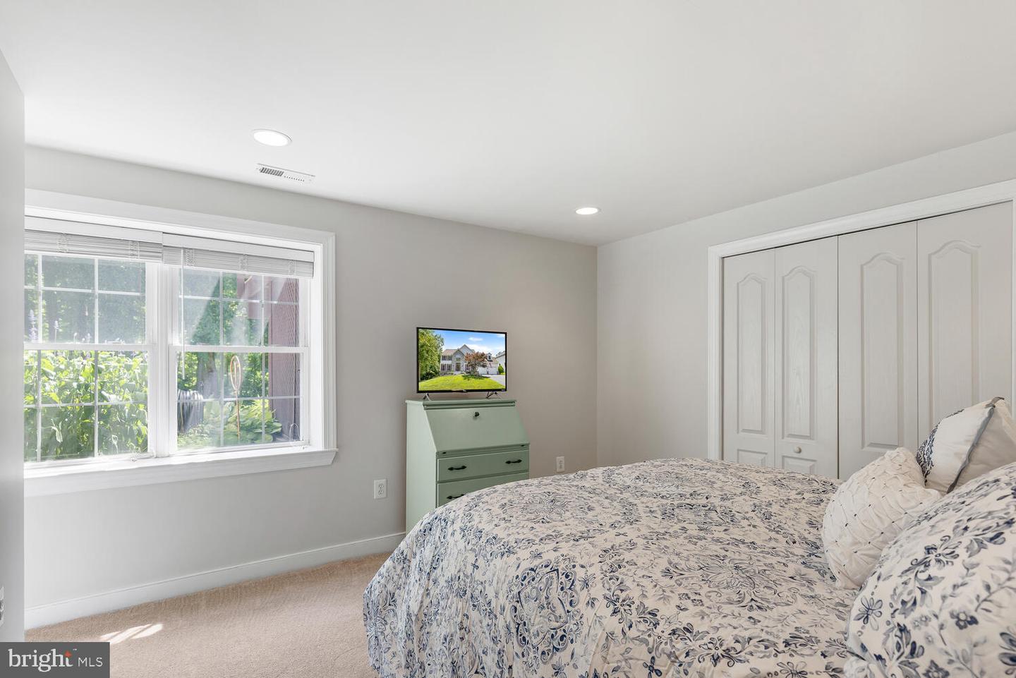 45 Lightfoot DRIVE