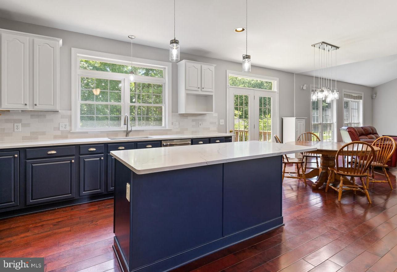 45 Lightfoot DRIVE
