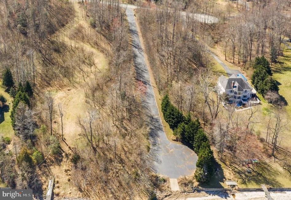 7 Aztec DRIVE