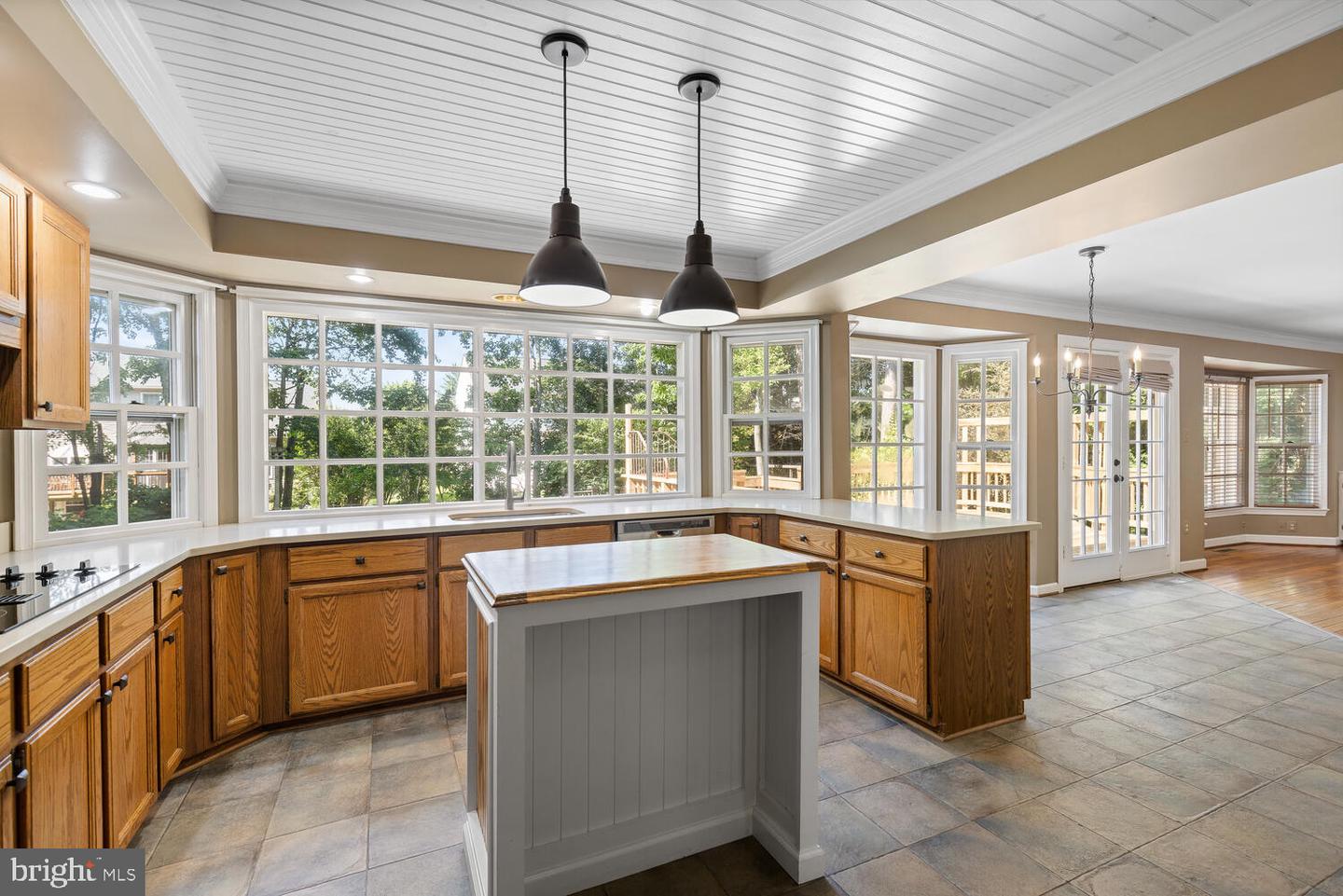 27 Larkwood COURT