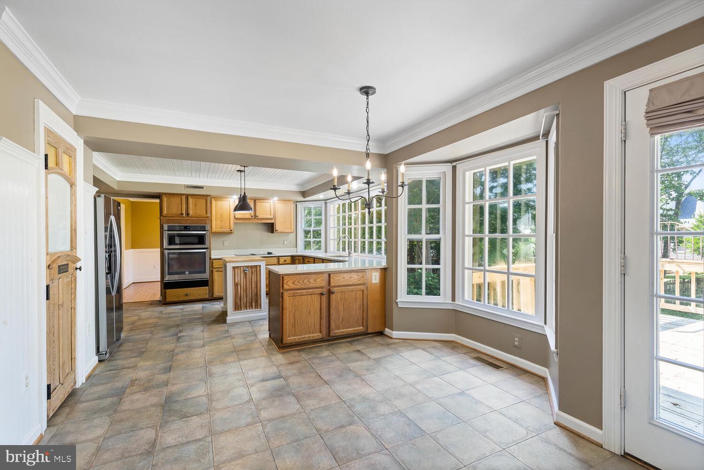 27 Larkwood COURT