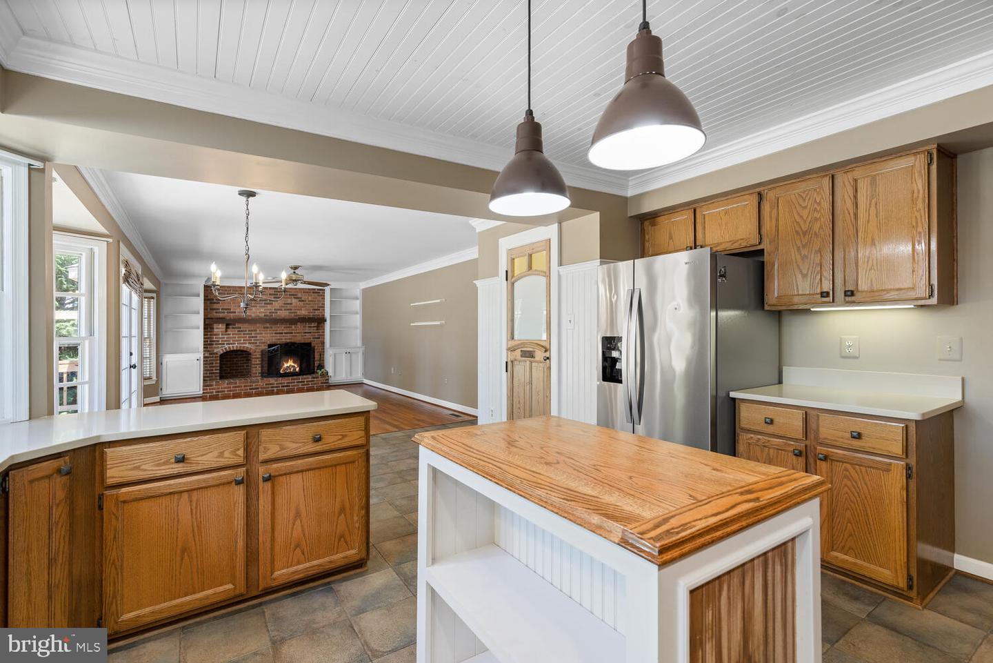 27 Larkwood COURT