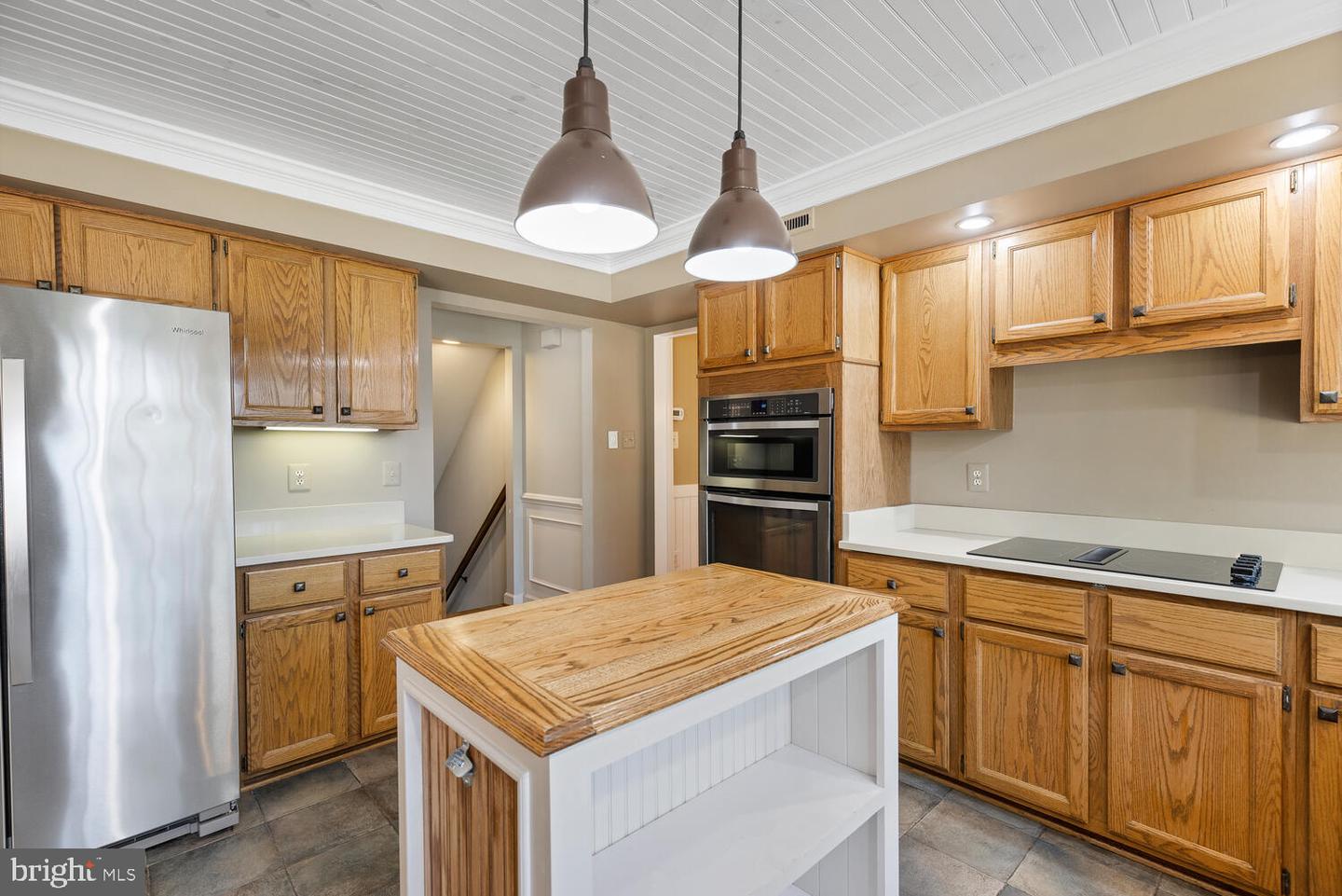 27 Larkwood COURT