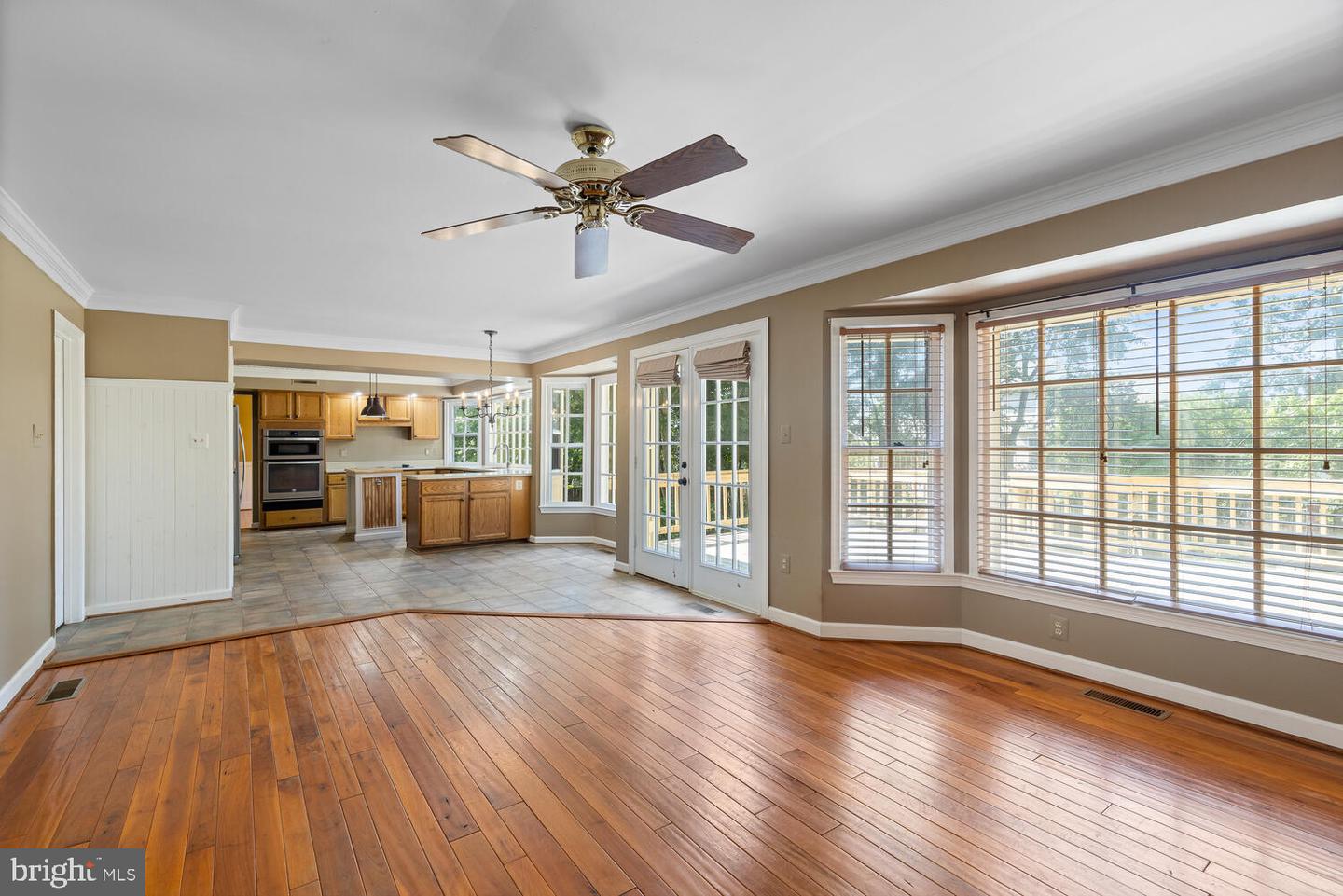 27 Larkwood COURT