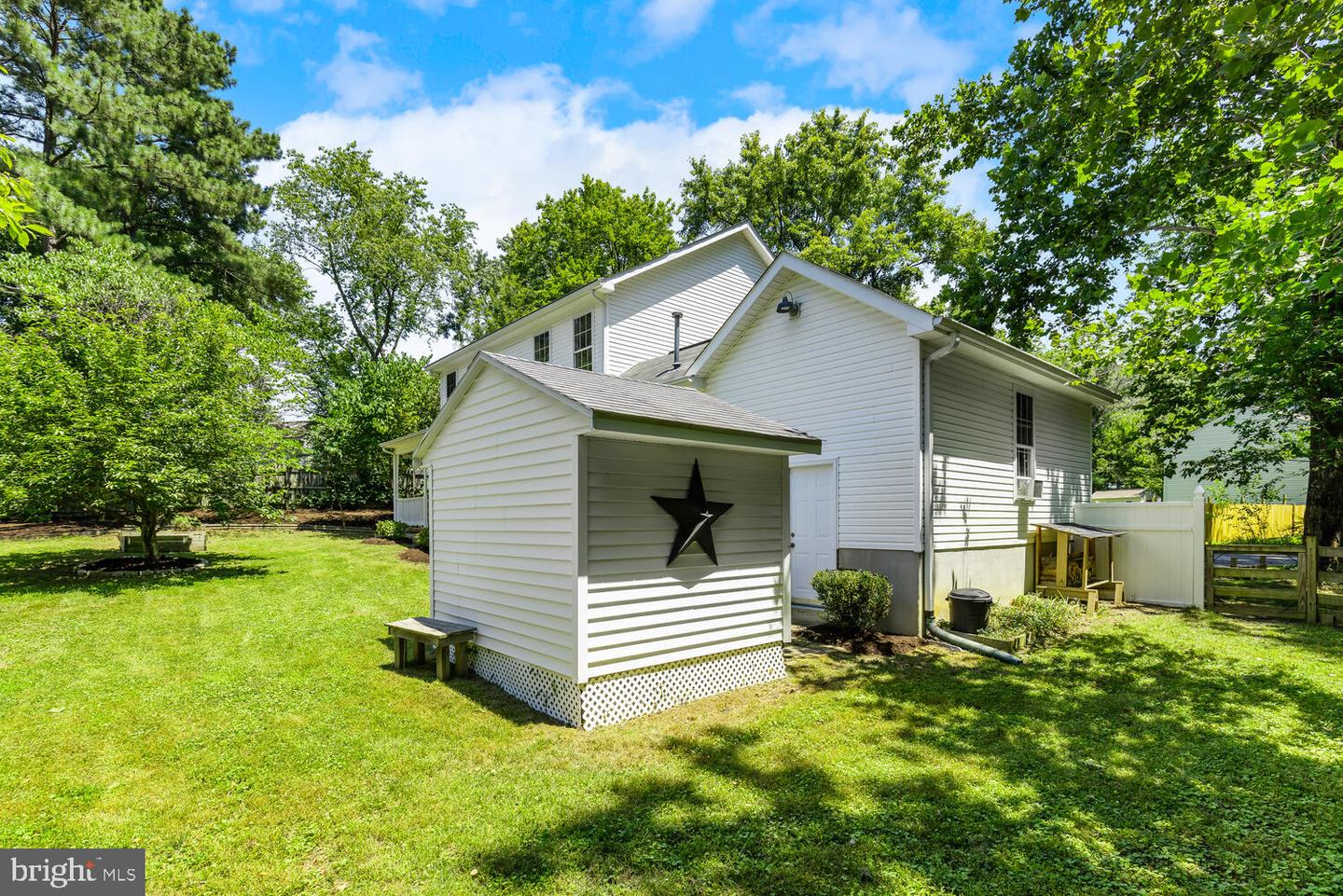 708 Perry DRIVE
