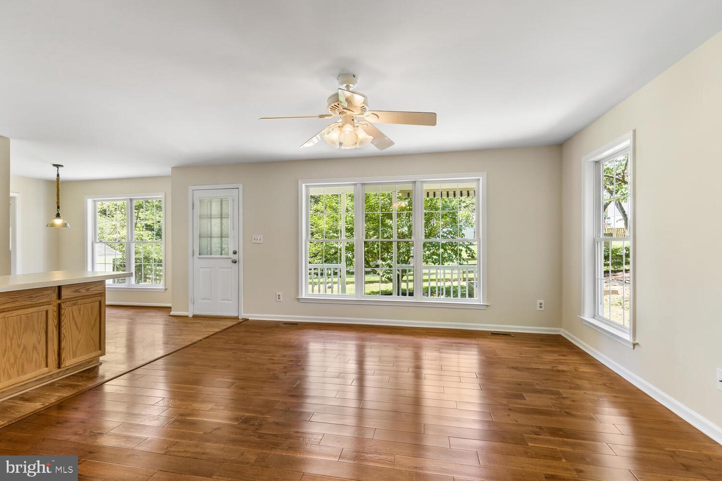 708 Perry DRIVE