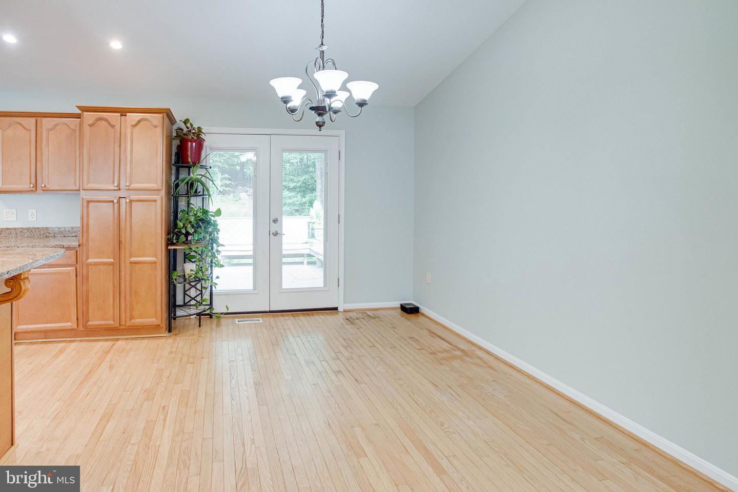 53 Larkwood COURT