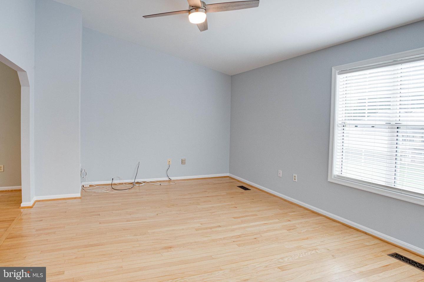 53 Larkwood COURT