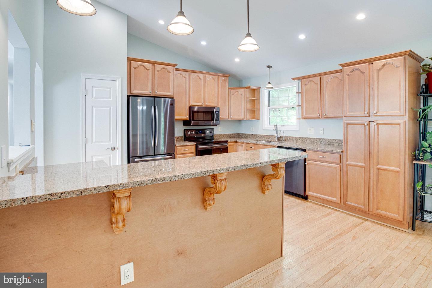 53 Larkwood COURT