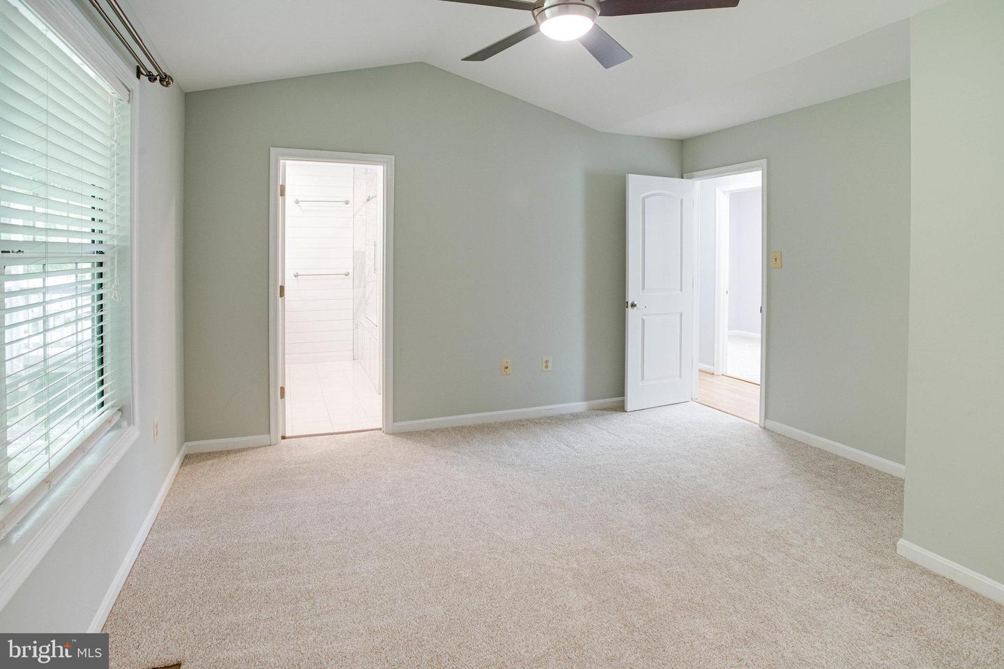 53 Larkwood COURT