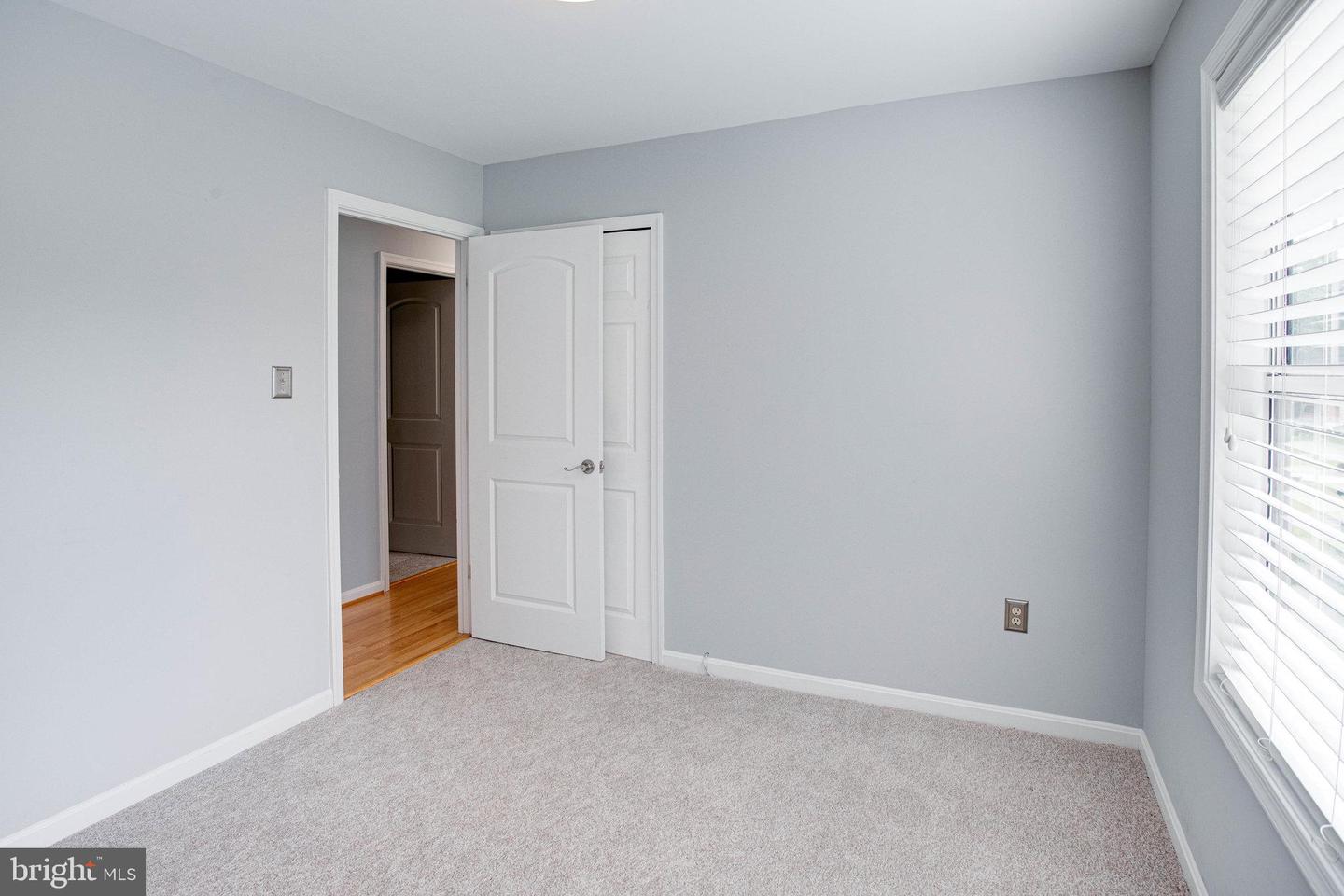 53 Larkwood COURT
