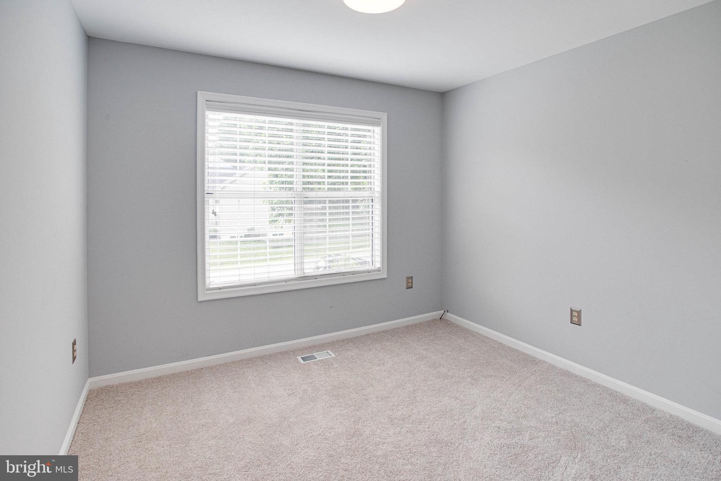 53 Larkwood COURT