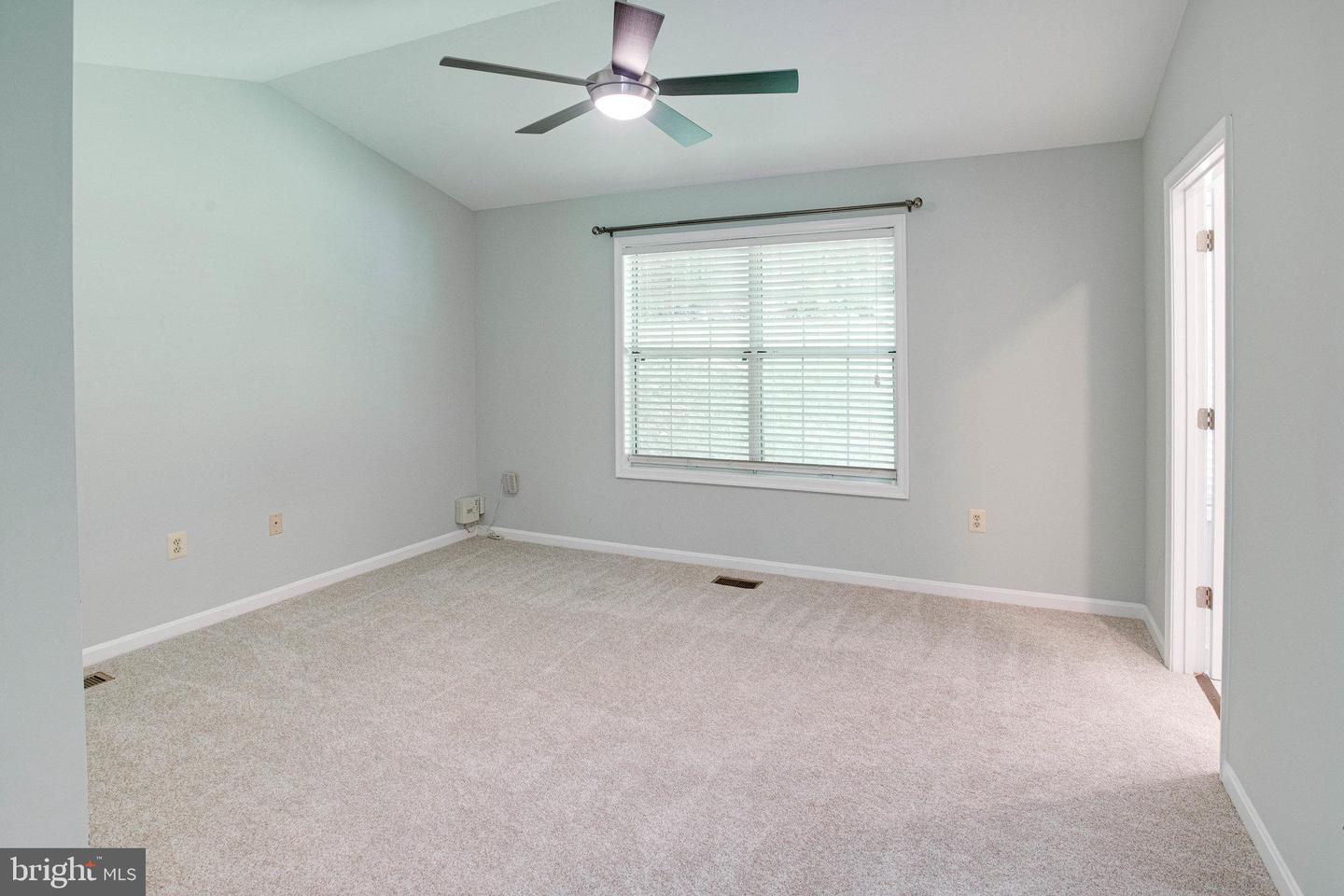 53 Larkwood COURT