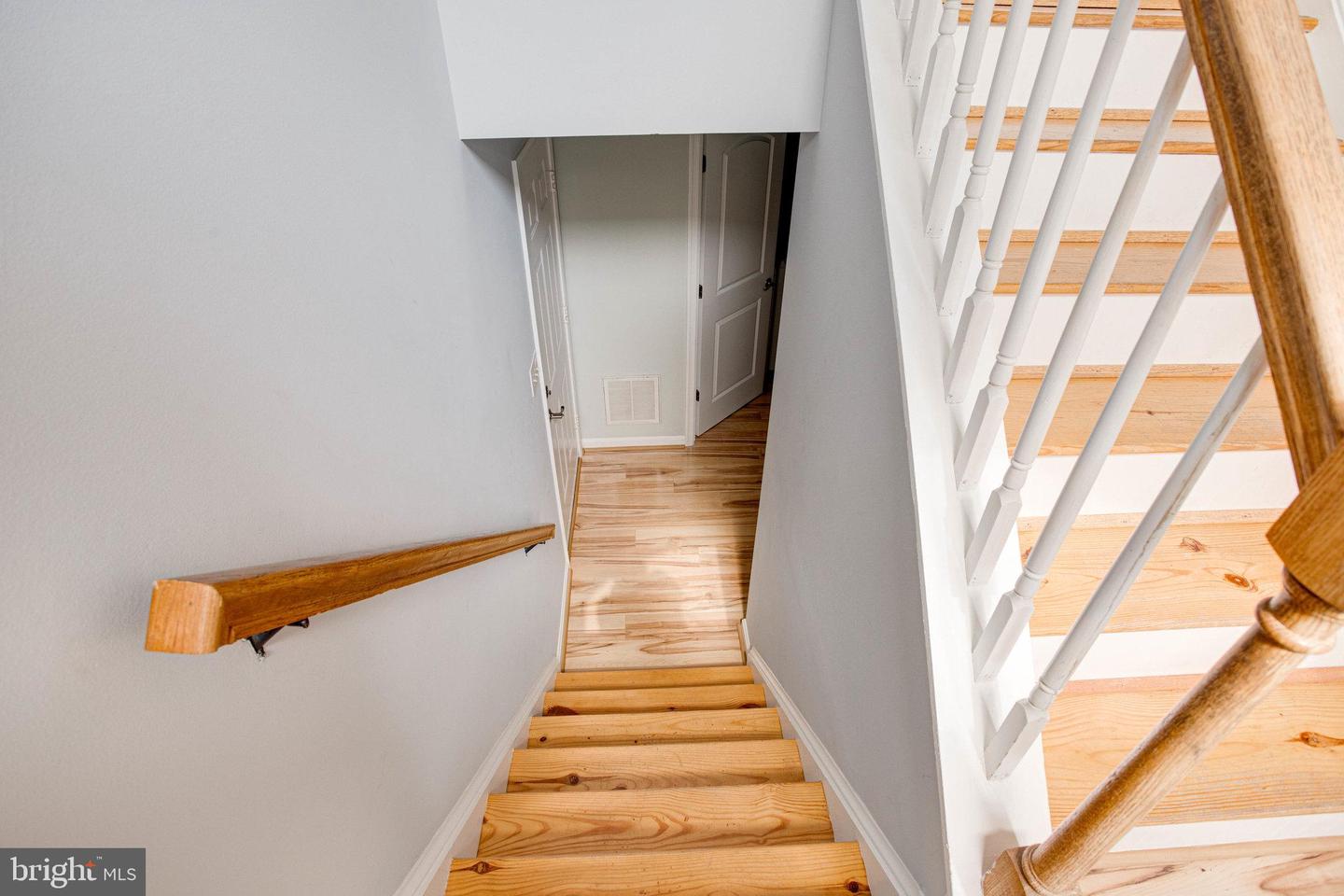 53 Larkwood COURT
