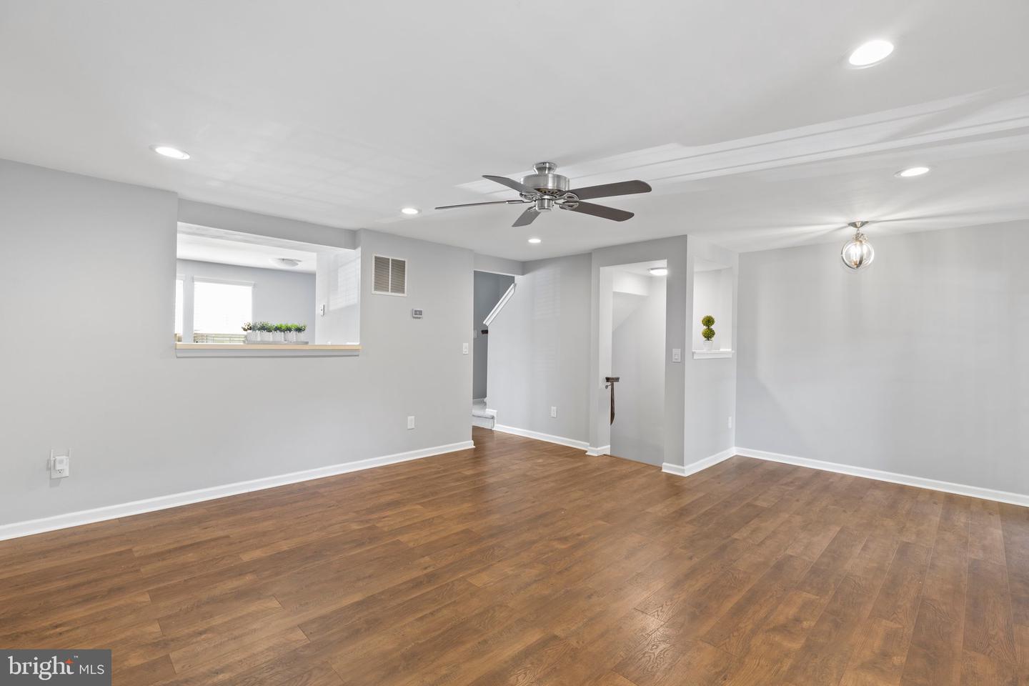 602 Sedgwick COURT