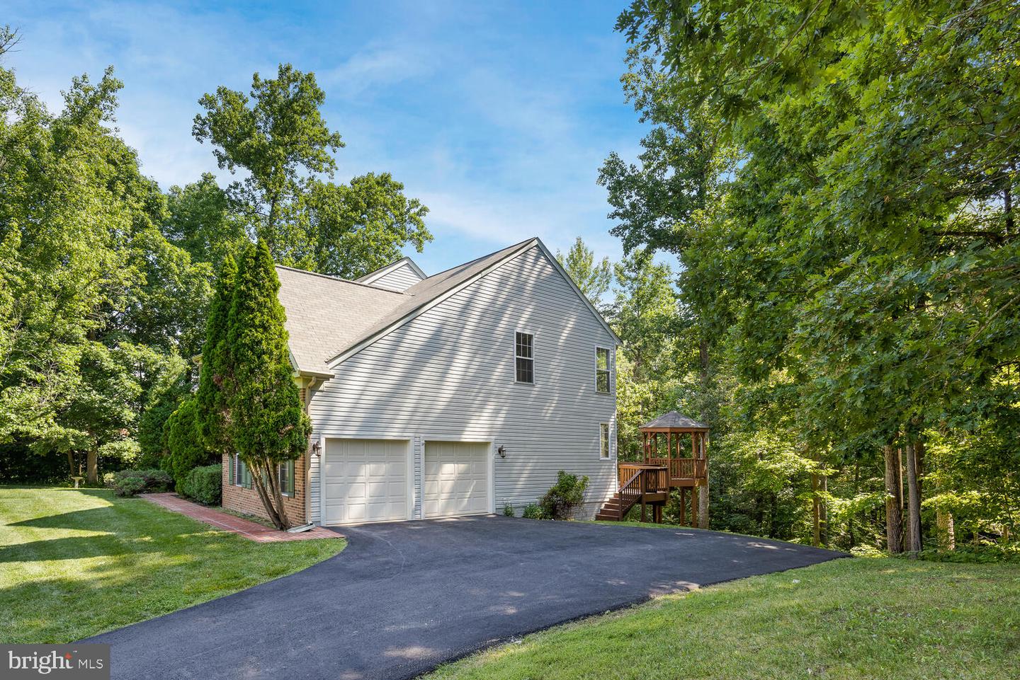 7 Walt Whitman BOULEVARD