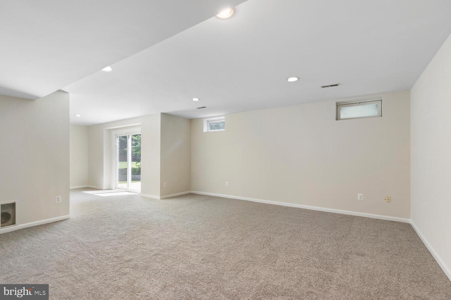 7 Walt Whitman BOULEVARD