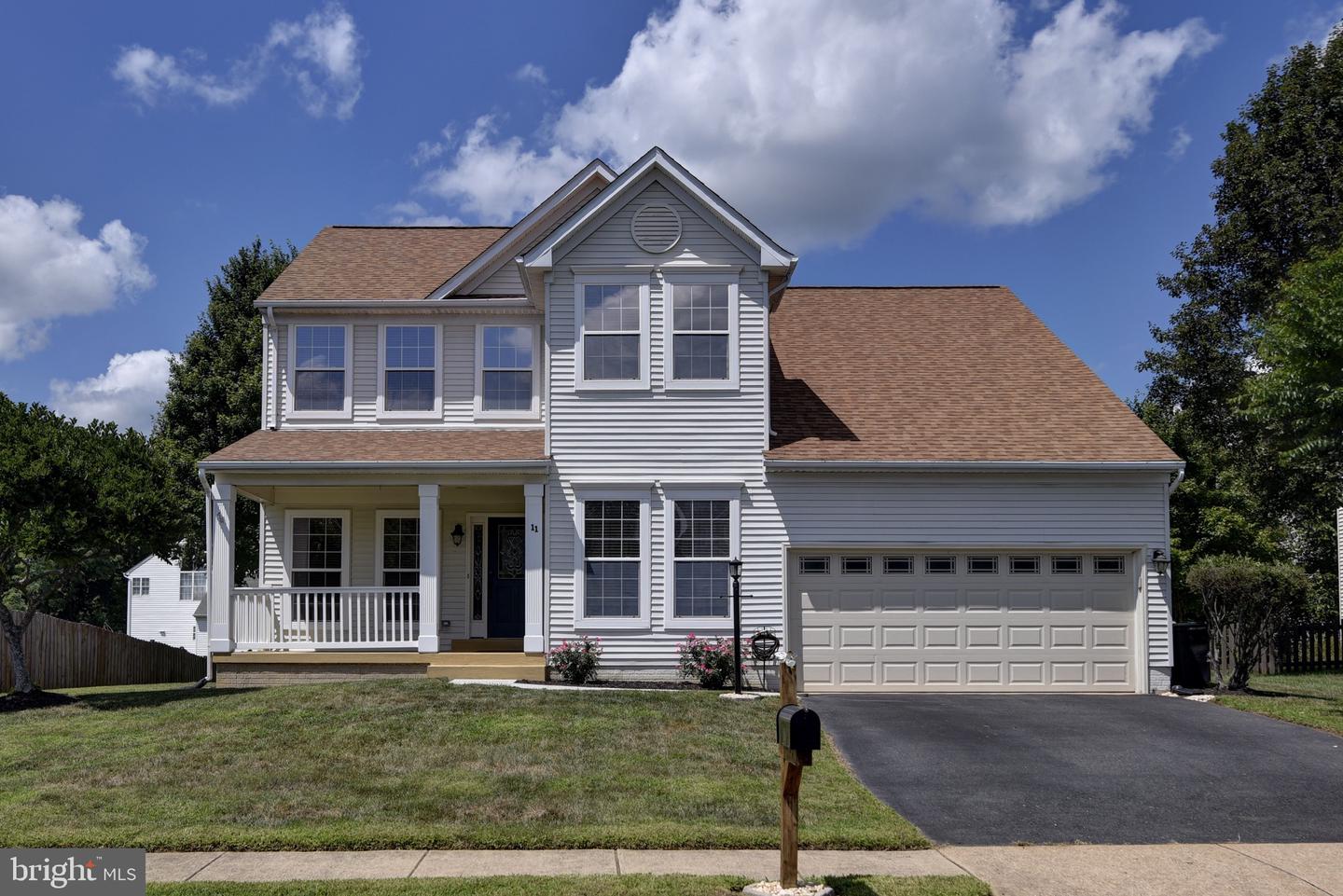 11 Warwick WAY