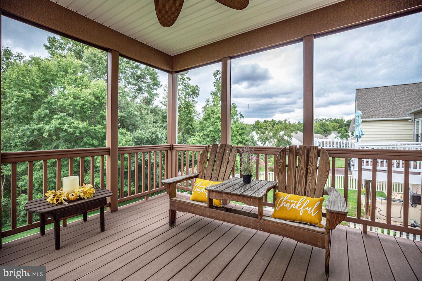 242 Bridgewater CIRCLE