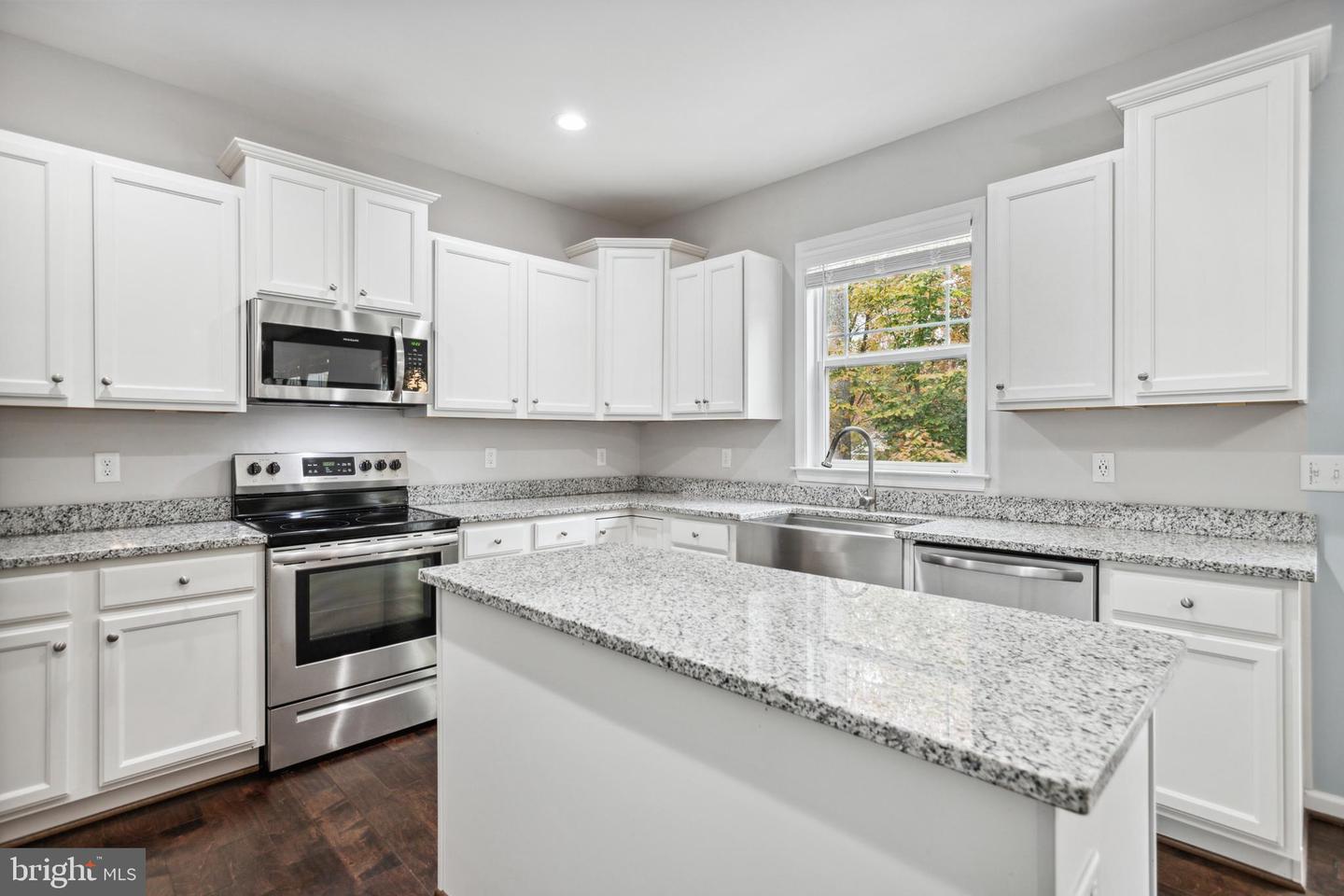 119 Longview DRIVE