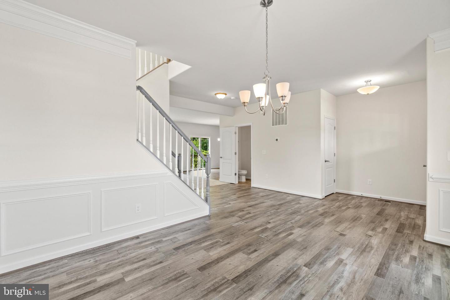 13 Bel Plains DRIVE