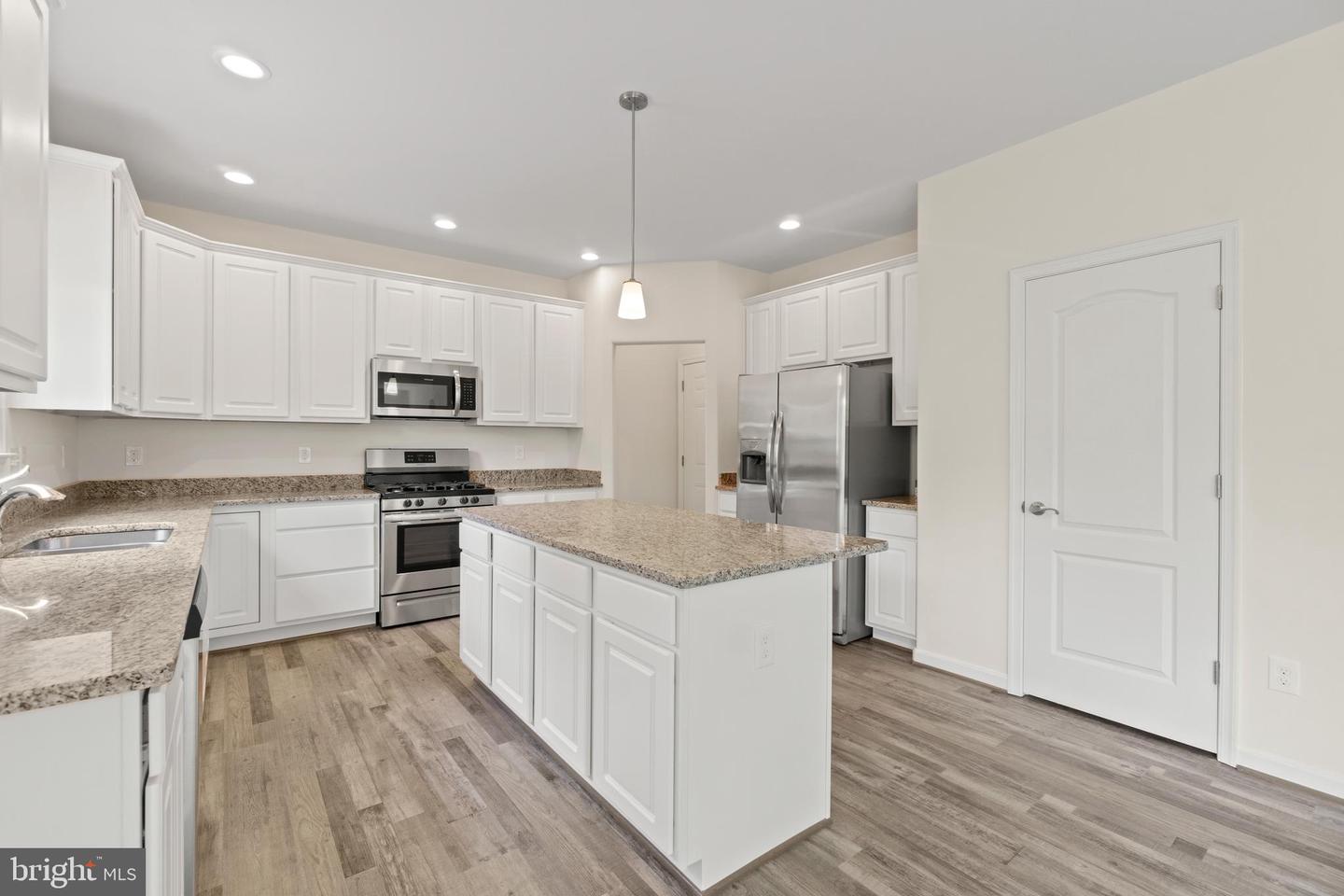 13 Bel Plains DRIVE